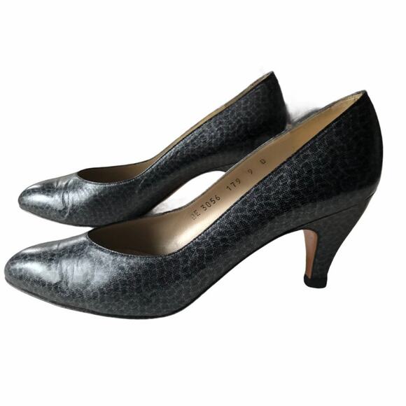 Salvatore Ferragamo Loredana Pump Black Gray 9 VTG - Picture 1 of 15